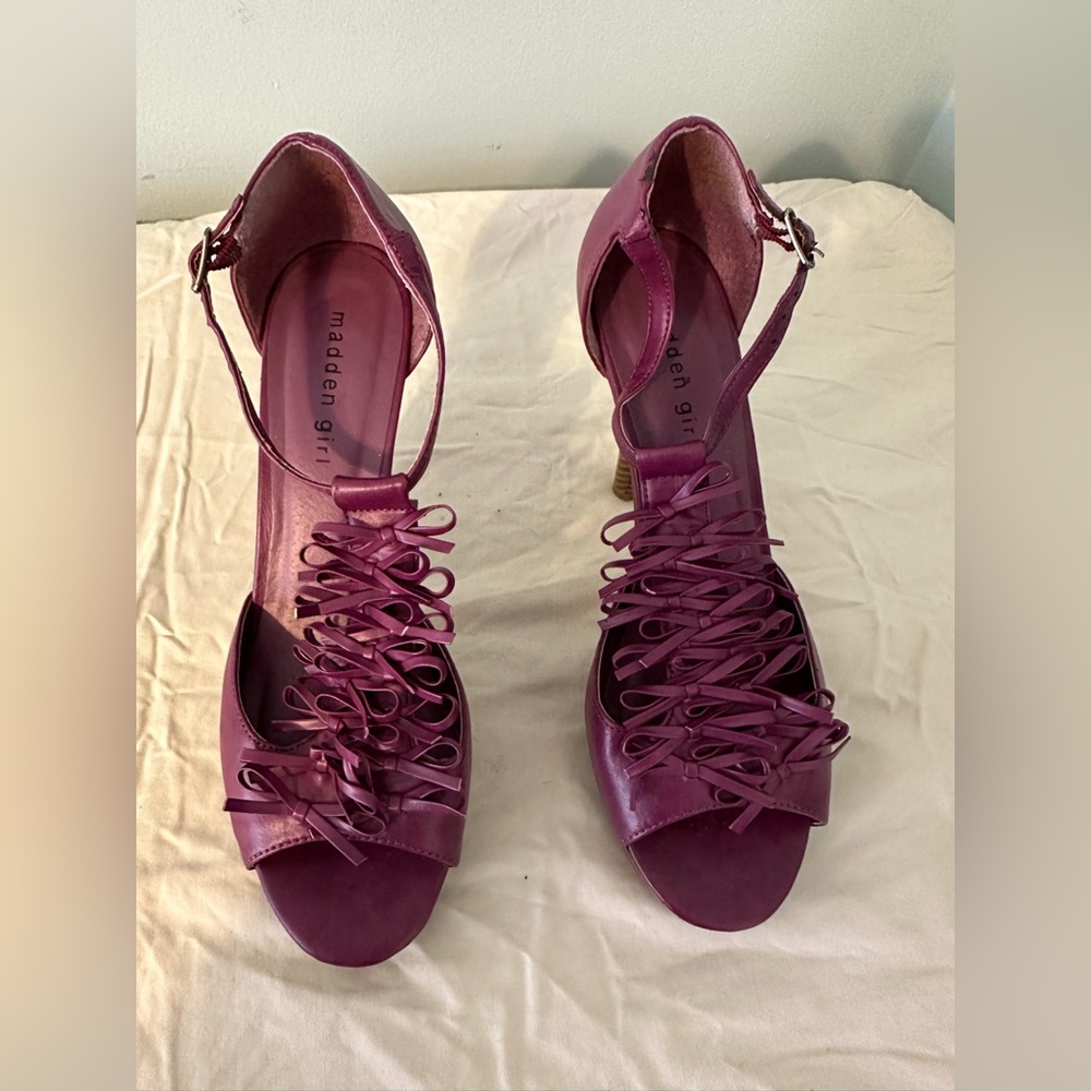 Madden Girl platform peep toe platform heels